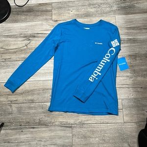 Turquoise Columbia long sleeve tee shirt. Size small. Never worn.